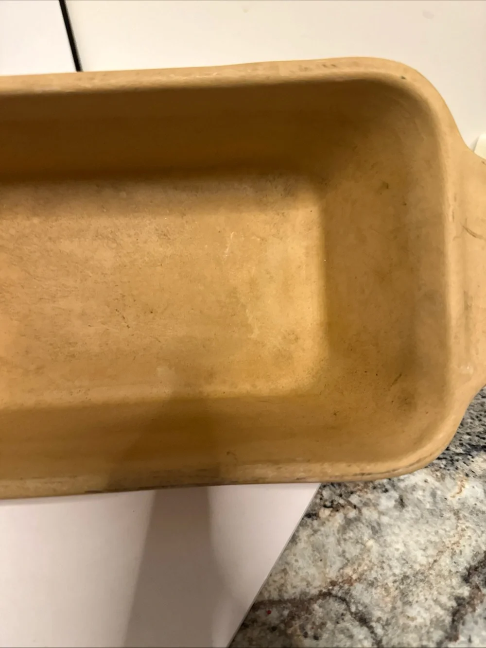 Pampered Chef Stone seasoned Loaf Pan with Handles